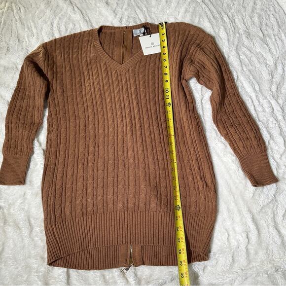 Chloe Kristyn Size Small Tan Tequila V Neck Cable Sweater Cozy Cabin Chic NWT - Picture 9 of 15